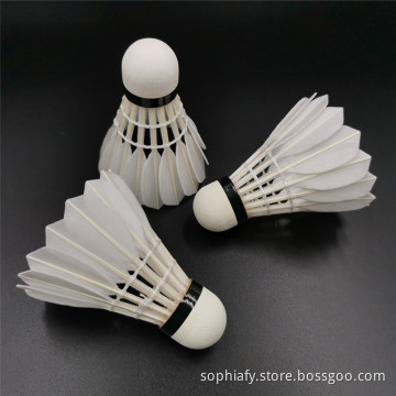 Wholesale badminton de compétition de plumes d&#39;oie en liège naturel
